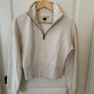 Universal Thread Off-White Fleece Top